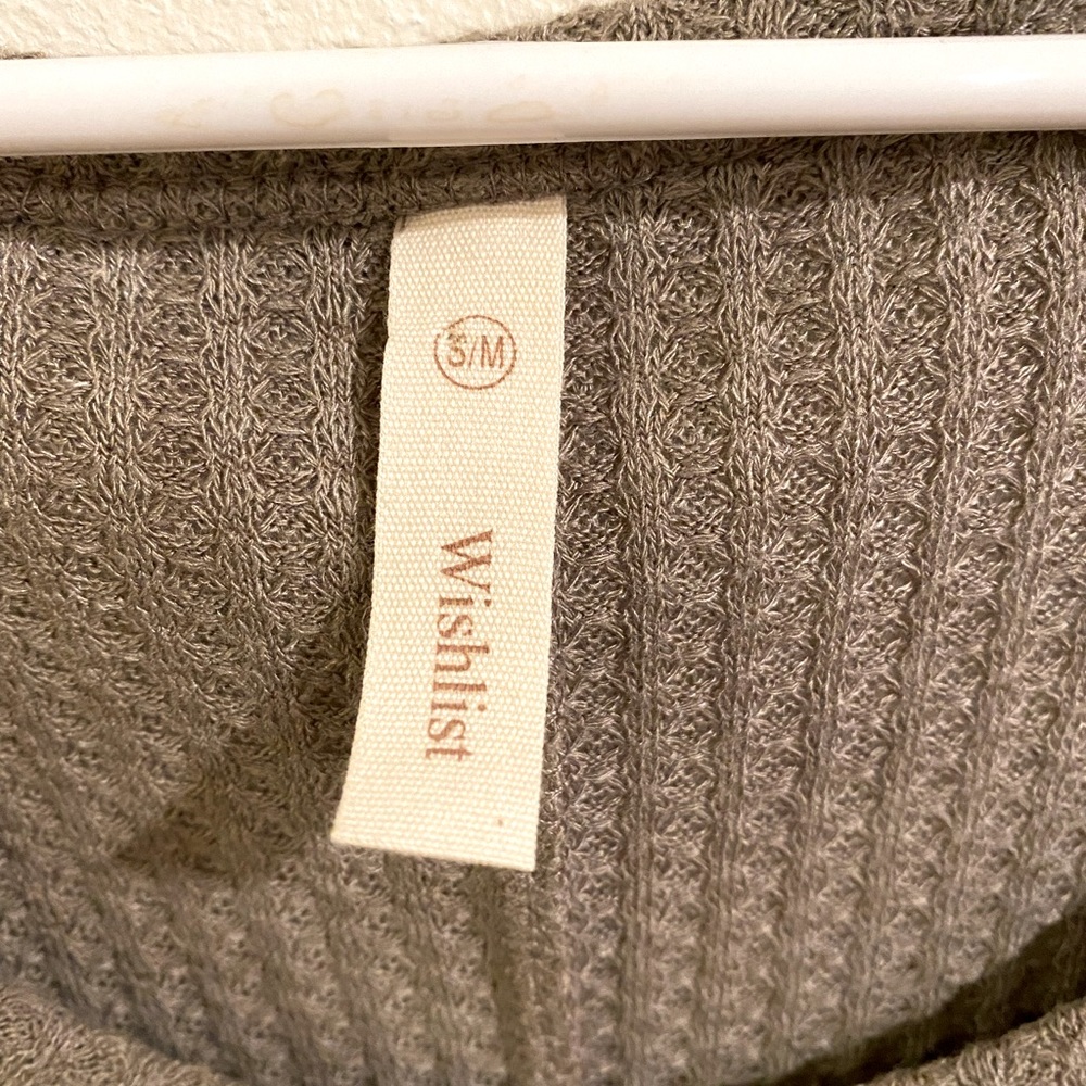 Grey/taupe scoop neck sweater. Size S/M.